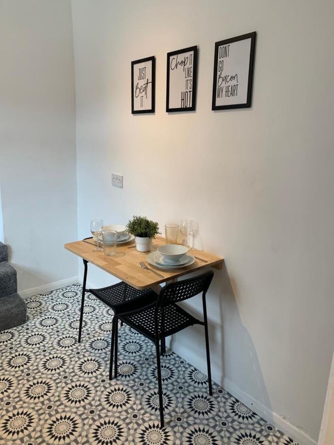 Windsor 4 - Spacious Beautiful 4 Bdrm Maisonette Nr Ncle Free Wifi Free Parking Gateshead Kültér fotó